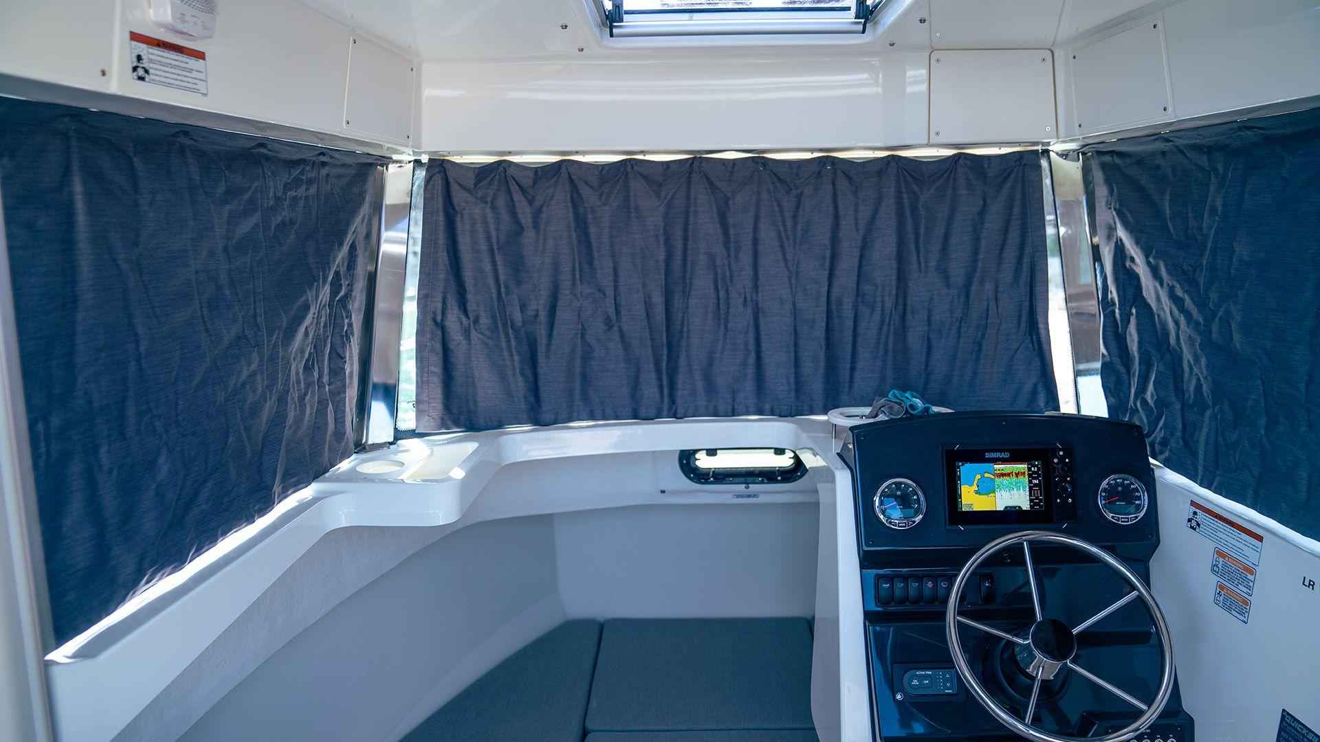 Arvor-625-Sportsfish-Internal-5_4_11zon